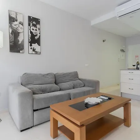 Castillo Apartament *