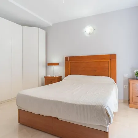Apartament Castillo *